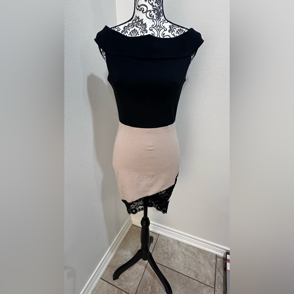 Fashion Nova Black and Cream Pencil Skirt with Lace